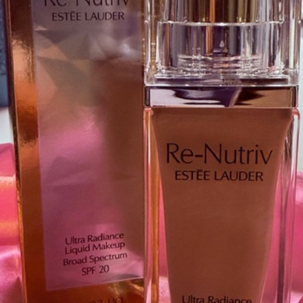 ESTEE LAUDER ULTRA RADIANCE LIQUID MAKEUP BROAD SPECTRUM SPF20